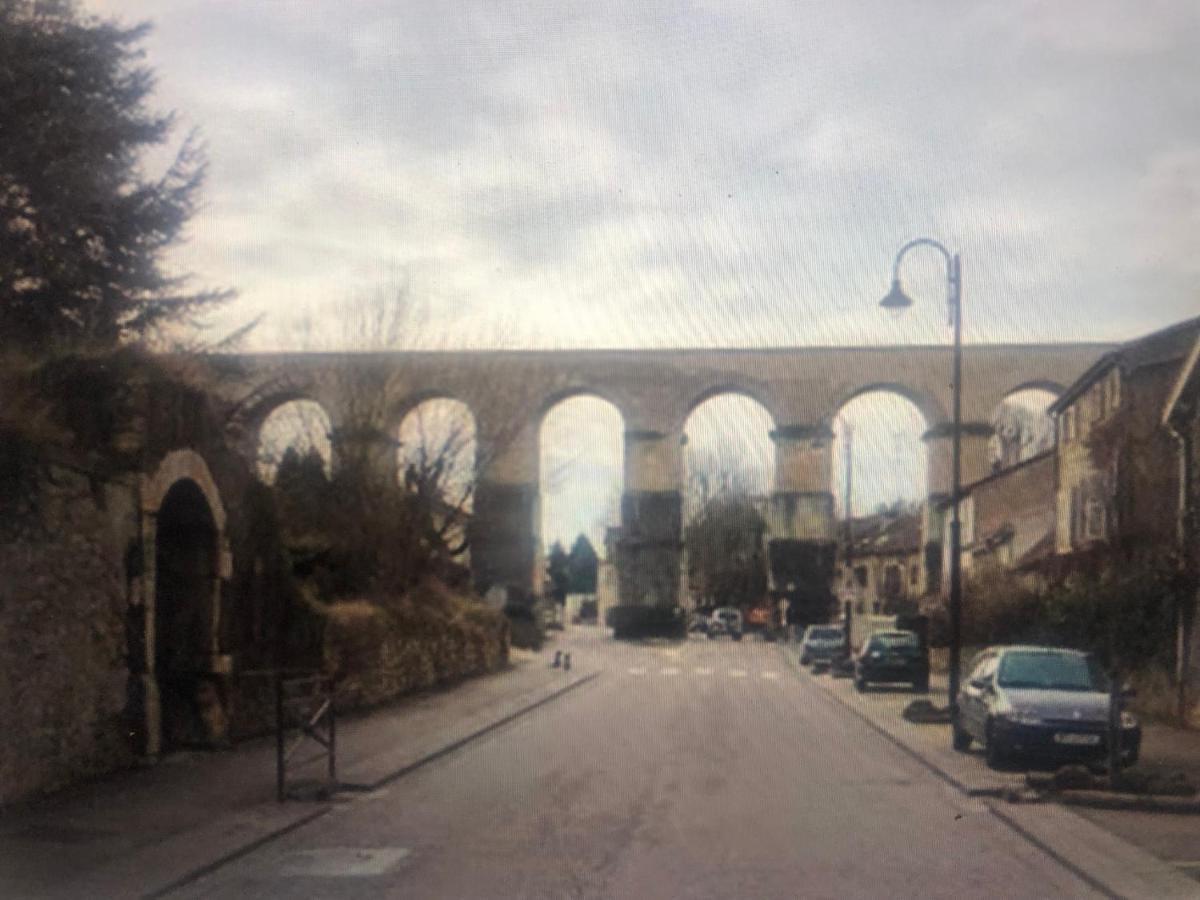Metz-Sud - Appartement 120 M2 Dans Maison Du XVIII - Jouy Aux Arches Entre Nancy Et Luxembourg - Proximite Toutes Commodites מראה חיצוני תמונה